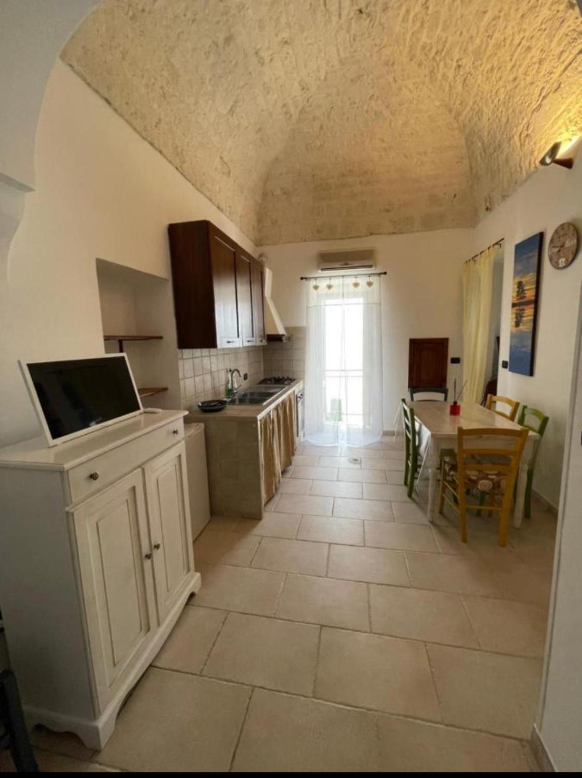 Amara Typical Stone House - Centro *